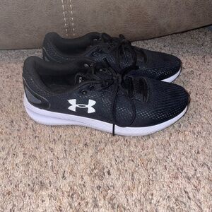 Under Armour Charged Pursuit 2 Black White Shoes Womens 7